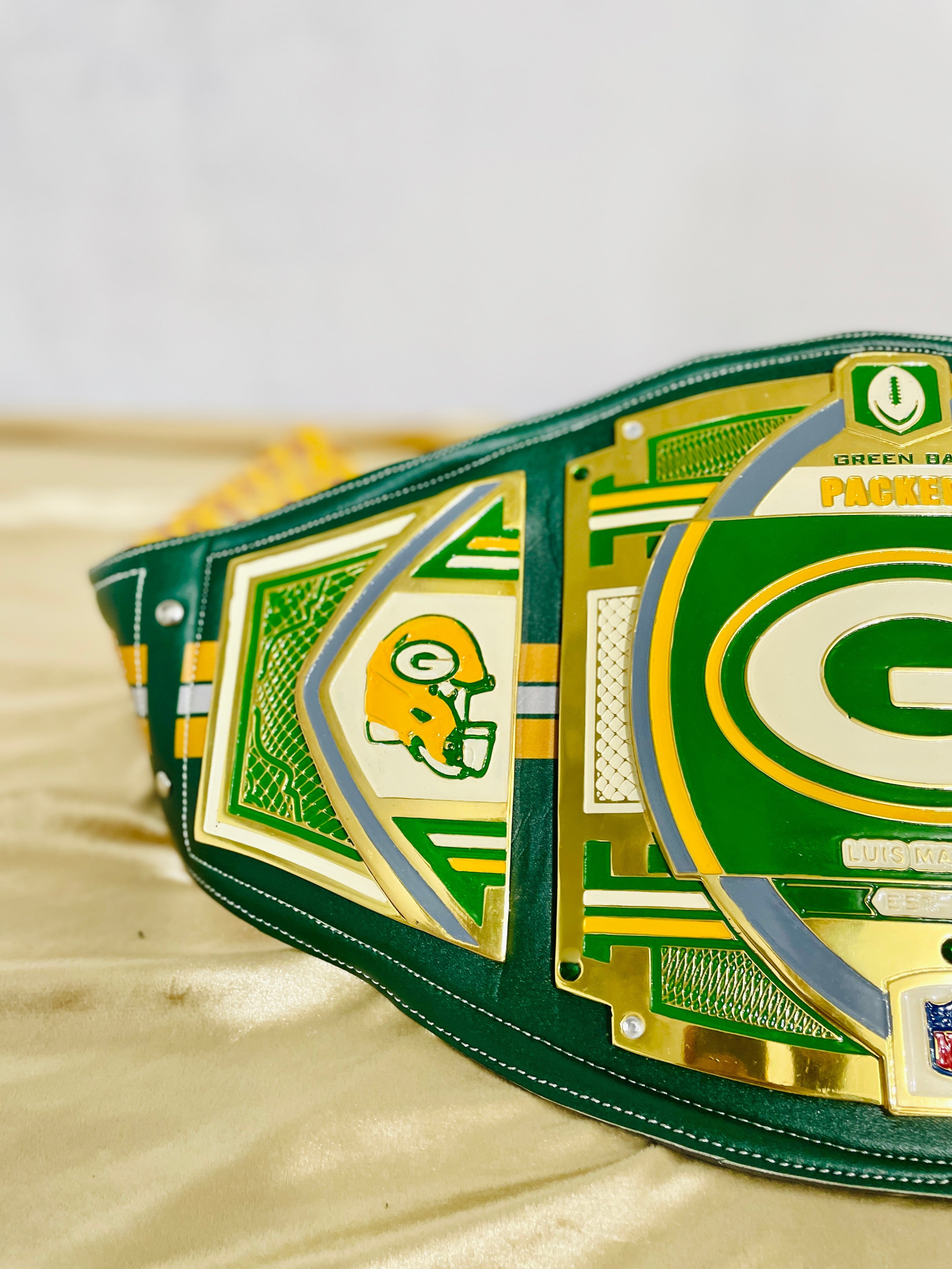 Green Bay Packers Legacy Replica Wrestling Title Belt