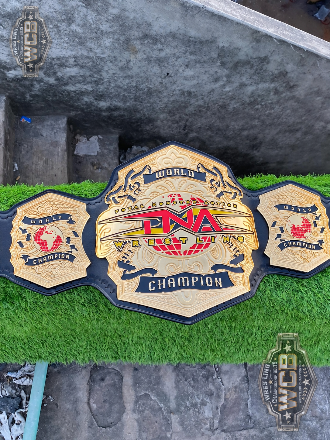 TNA World Wrestling Champion Belt – Black & Gold Classic Edition