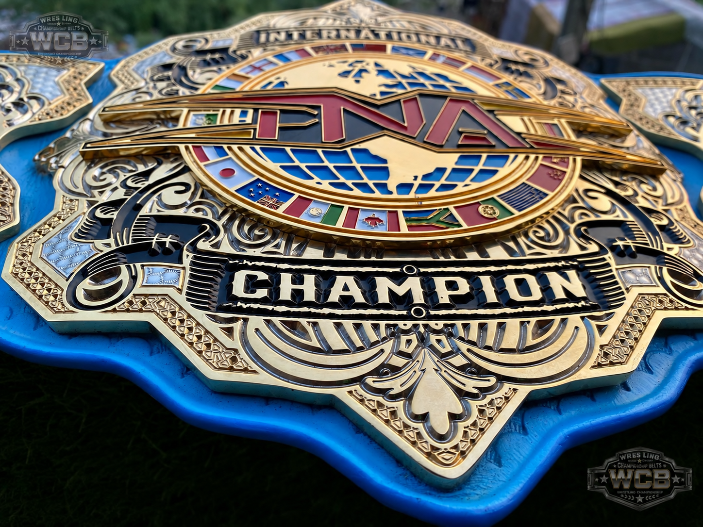 WWE World Champion Custom Belt – Black & Gold Thumos Life Edition